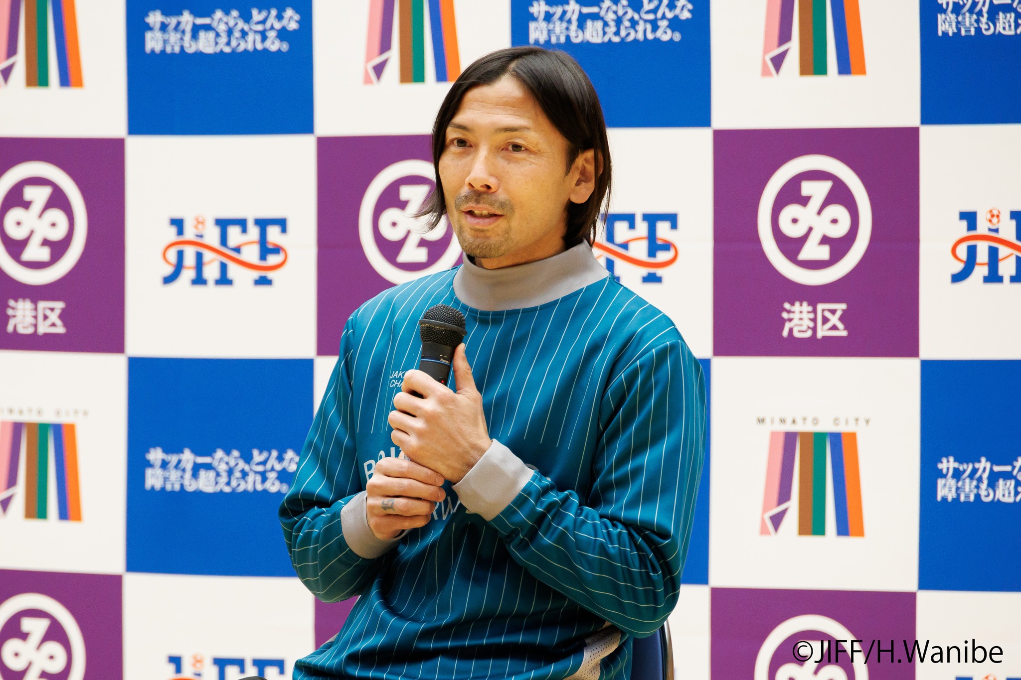 鈴木隆行氏